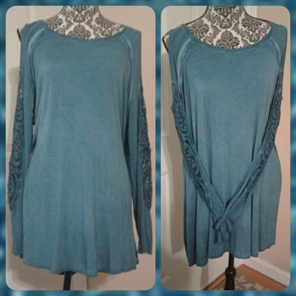 Cold Shoulder Long Sleeve Teal Top - Picture 1 of 5